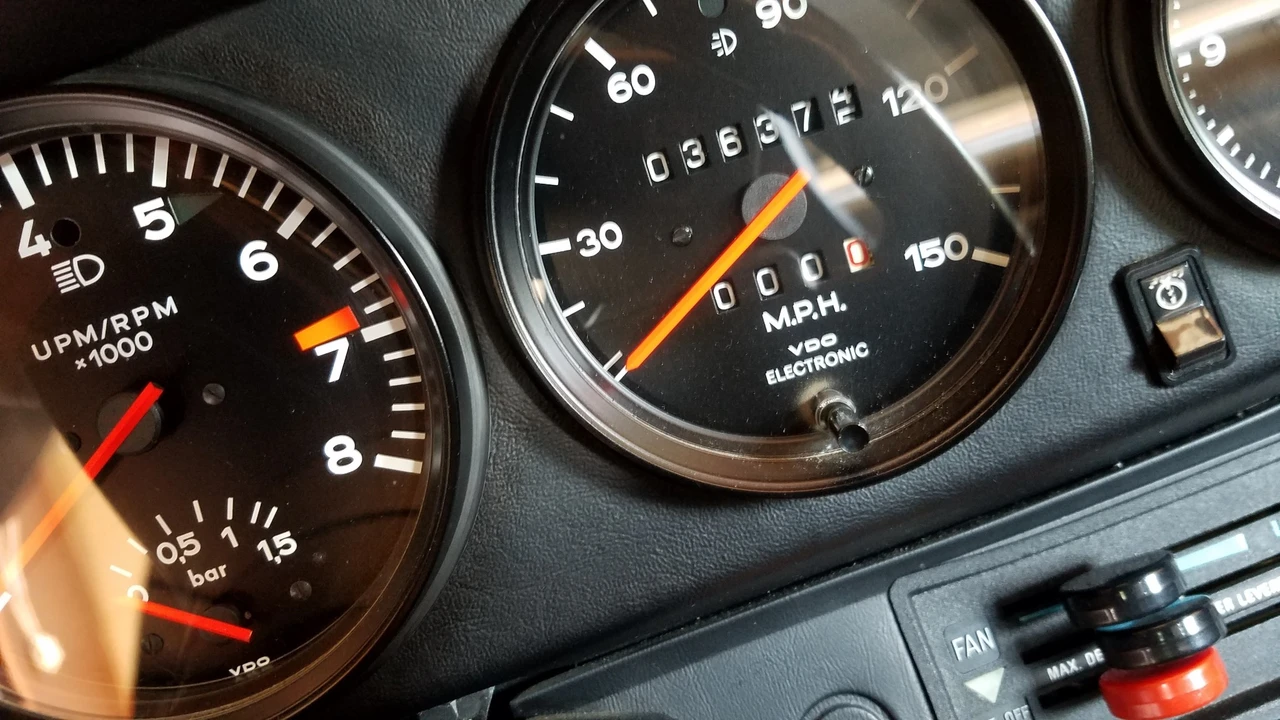 1977 Porsche 930 Turbo - Image 15 of 31