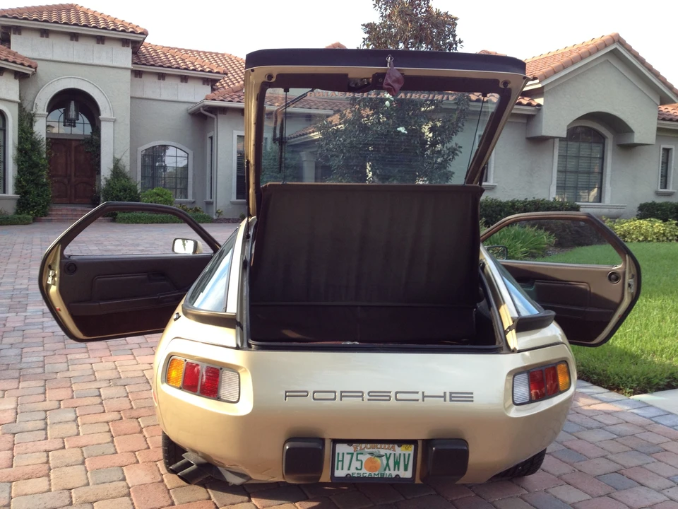 1983 Porsche 928 S - Image 30 of 31