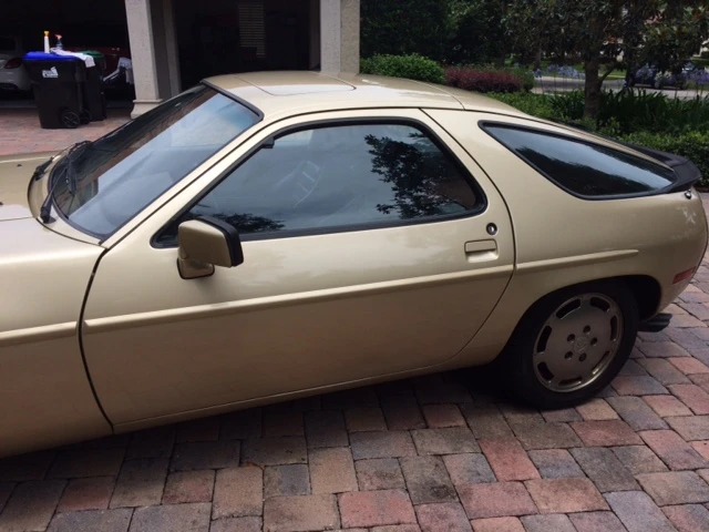1983 Porsche 928 S - Image 8 of 31