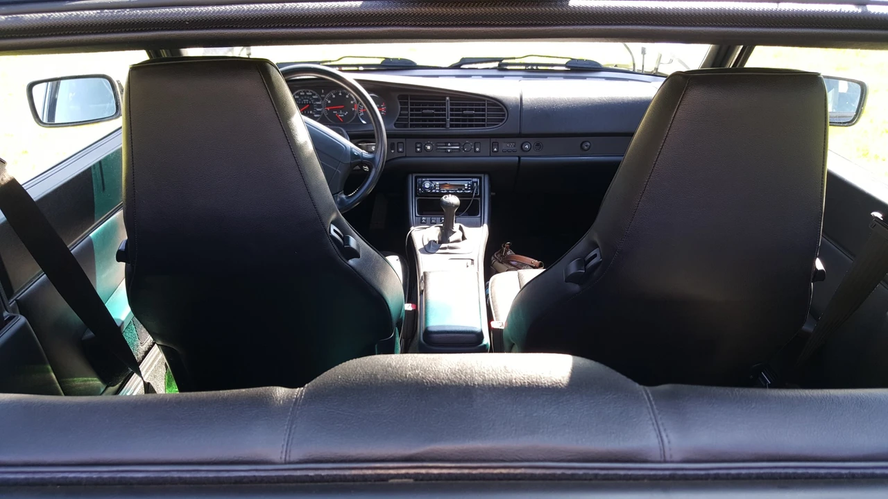 1989 Porsche 944 Turbo - Image 8 of 31