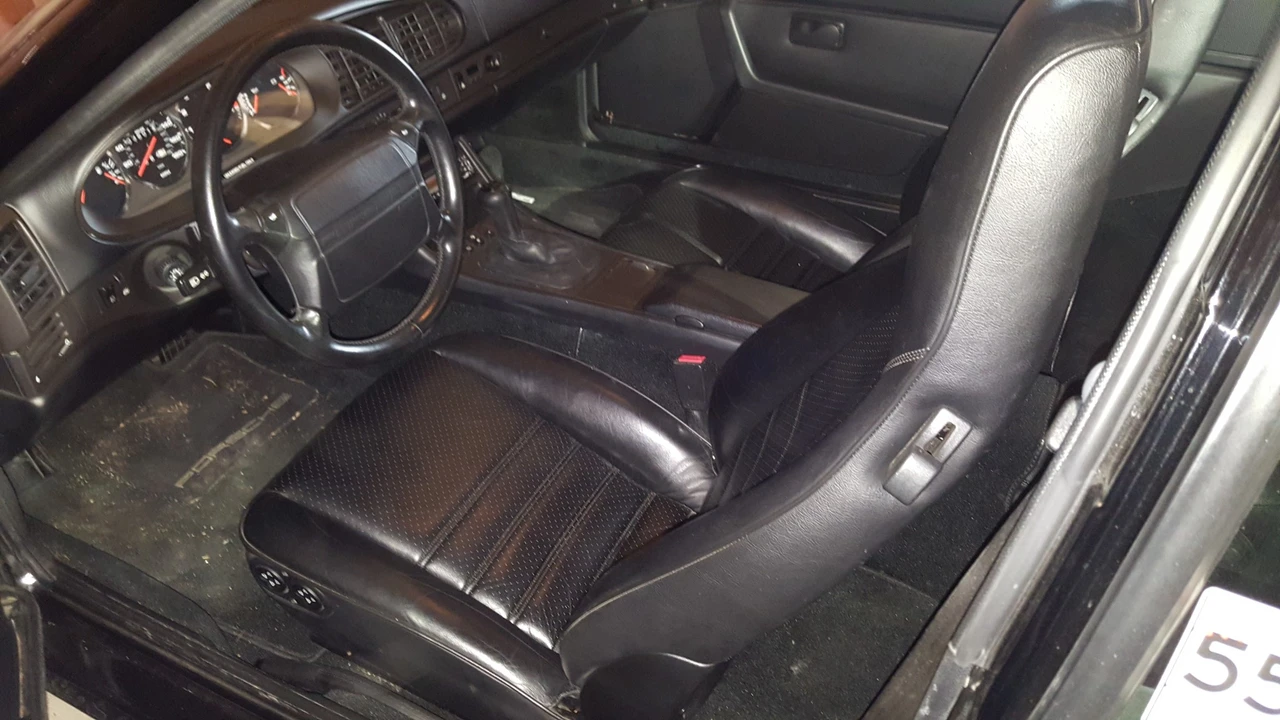 1989 Porsche 944 Turbo - Image 7 of 31