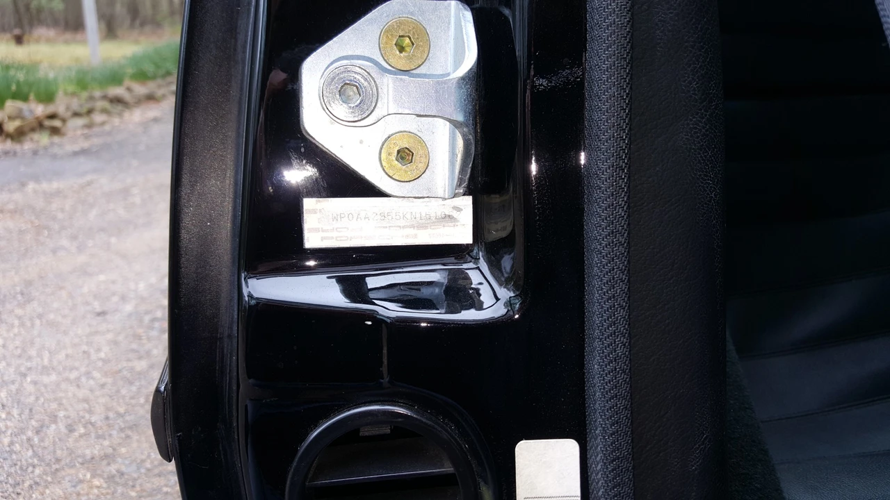 1989 Porsche 944 Turbo - Image 19 of 31