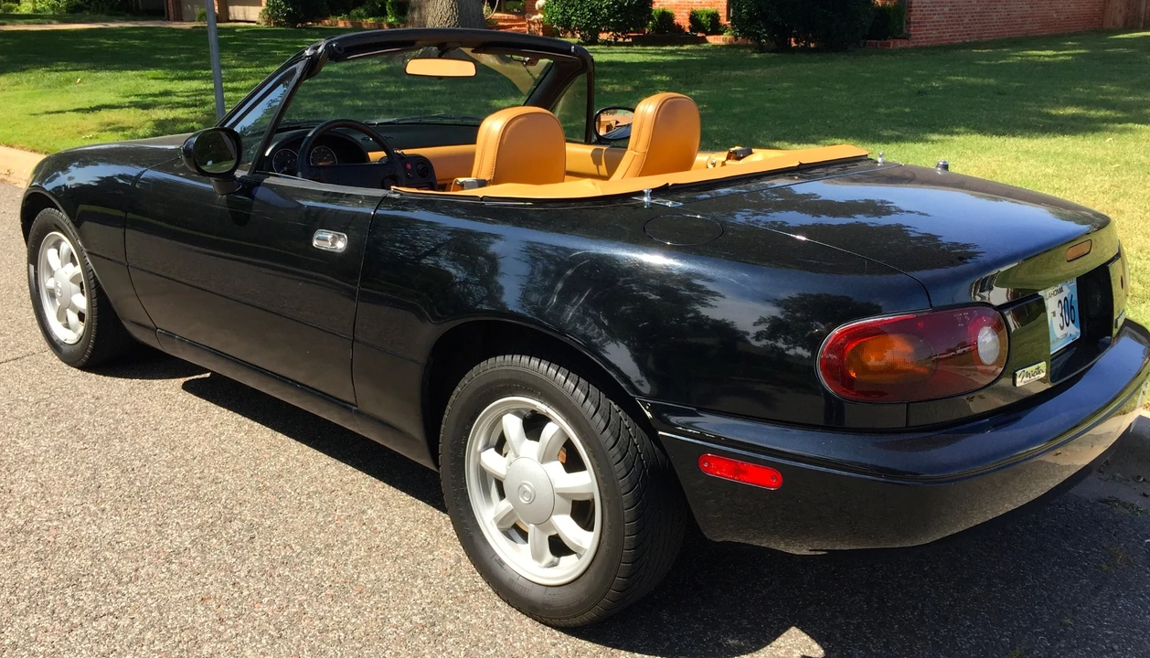 1993 Mazda NA MX-5 Miata - Image 4 of 31