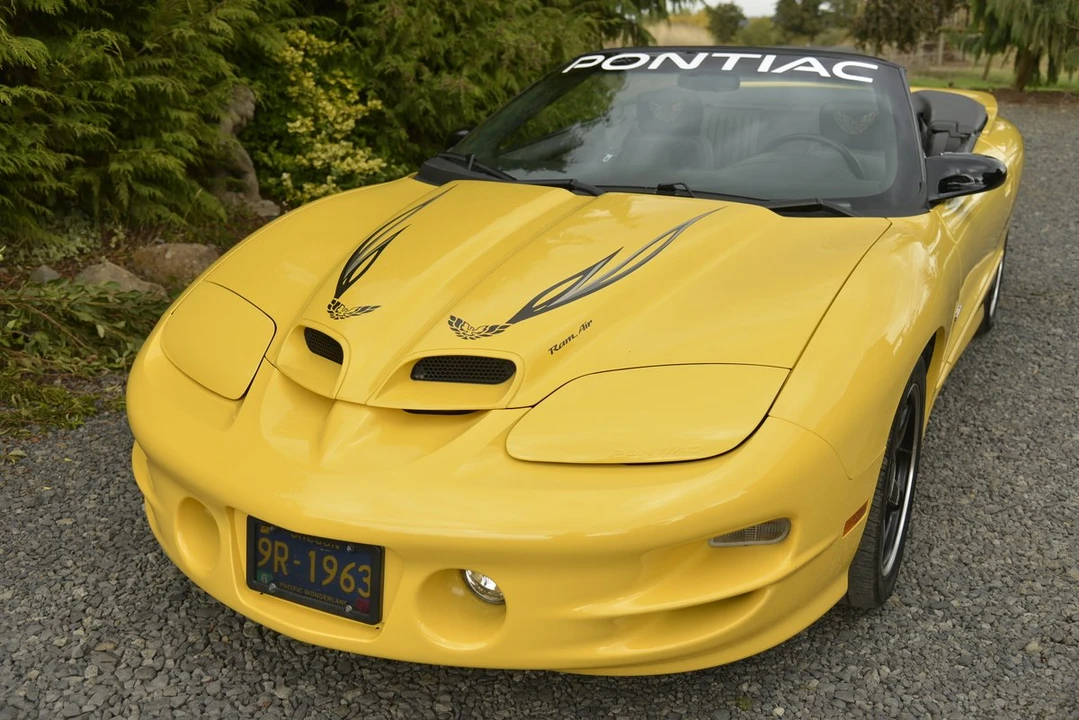 2002 Pontiac Firebird Trans Am 4th Gen - Image 2 of 31