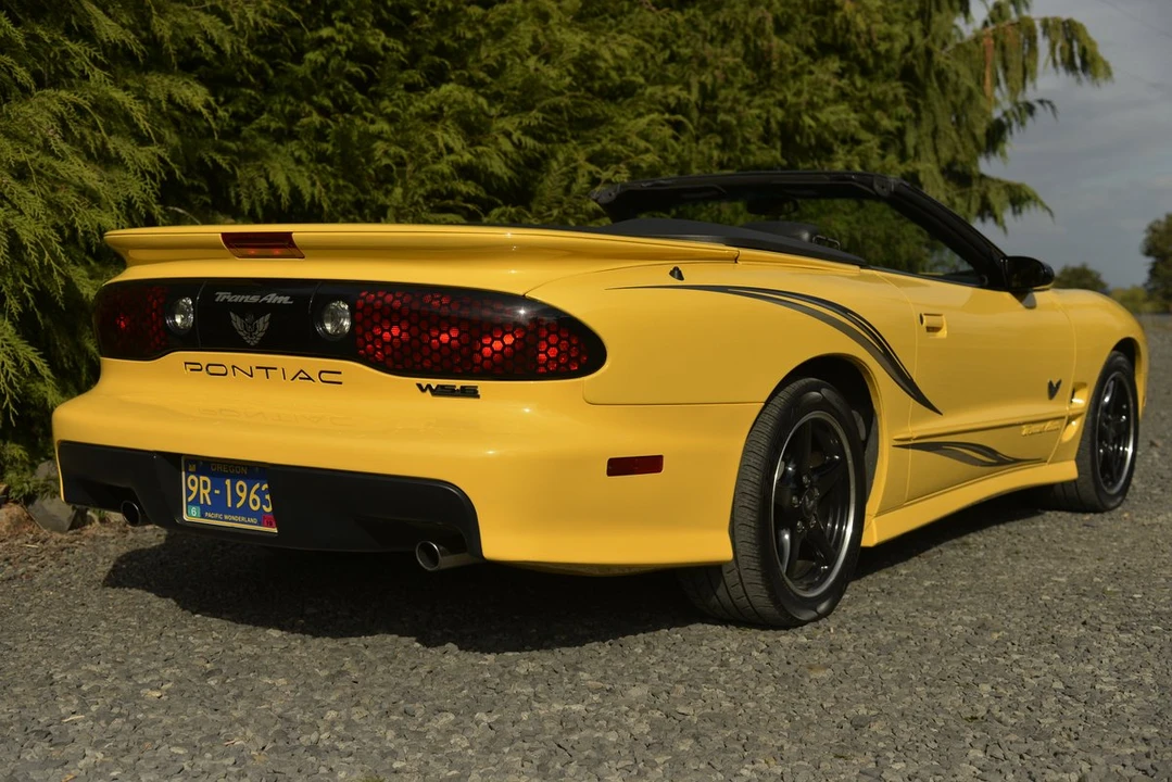 2002 Pontiac Firebird Trans Am 4th Gen - Image 12 of 31