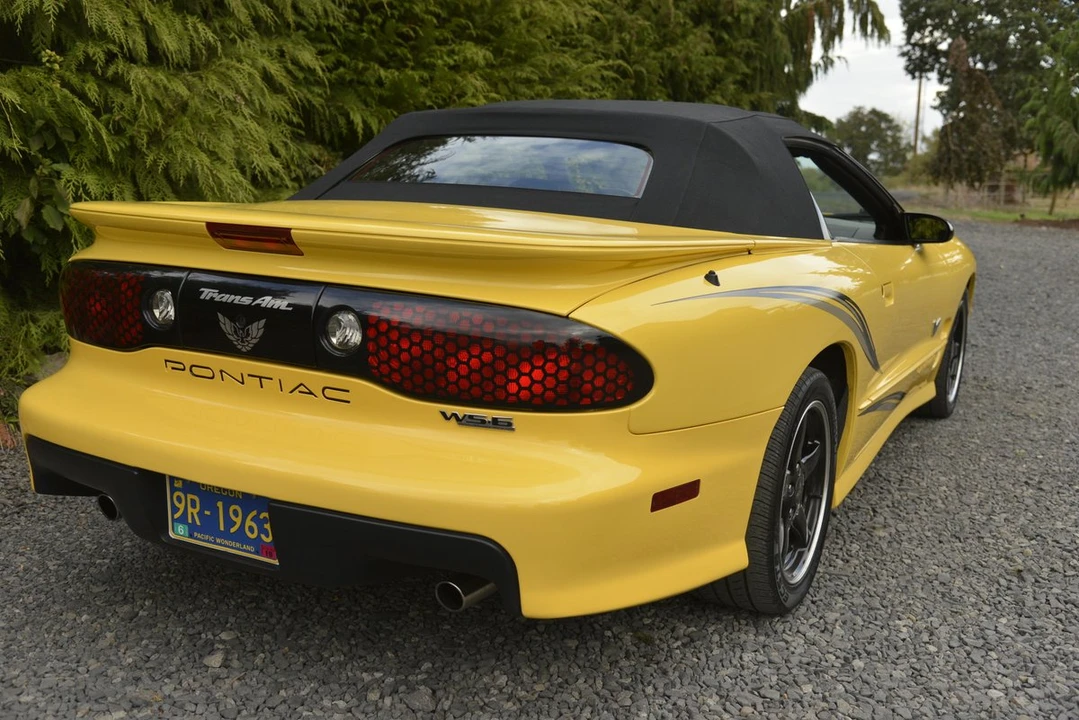 2002 Pontiac Firebird Trans Am 4th Gen - Image 18 of 31