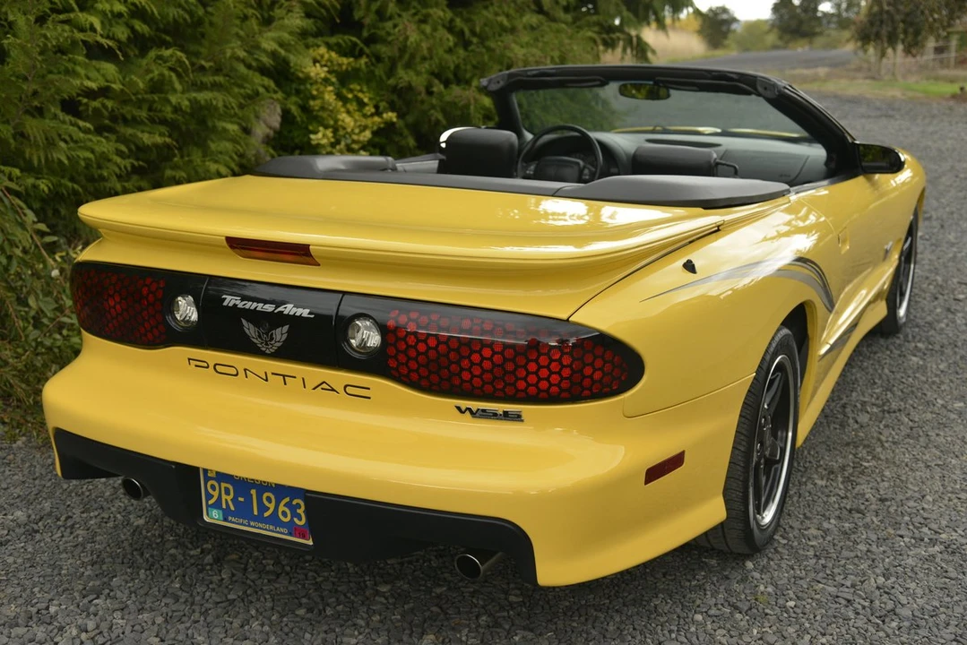 2002 Pontiac Firebird Trans Am 4th Gen - Image 16 of 31