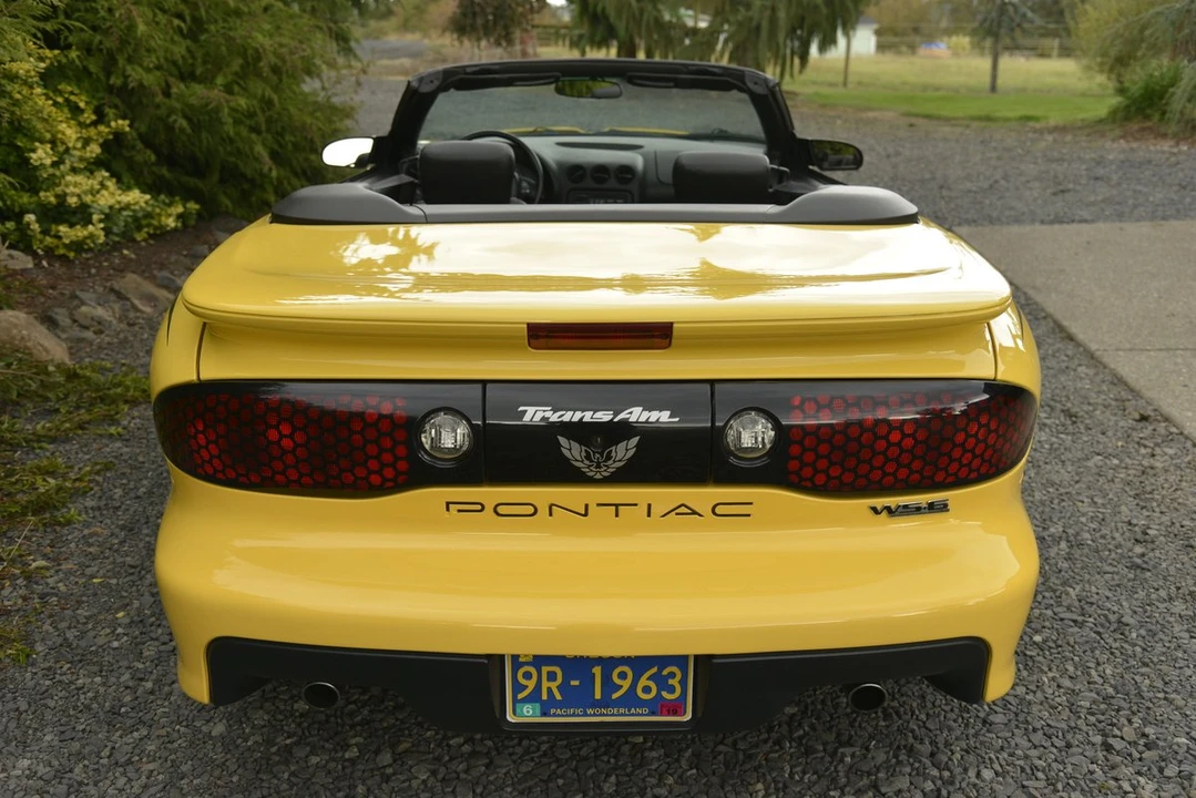 2002 Pontiac Firebird Trans Am 4th Gen - Image 11 of 31