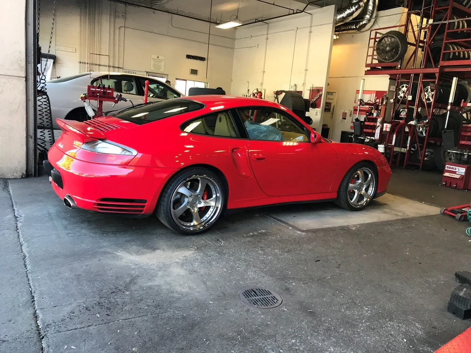 2002 Porsche 996 Turbo - Image 29 of 31