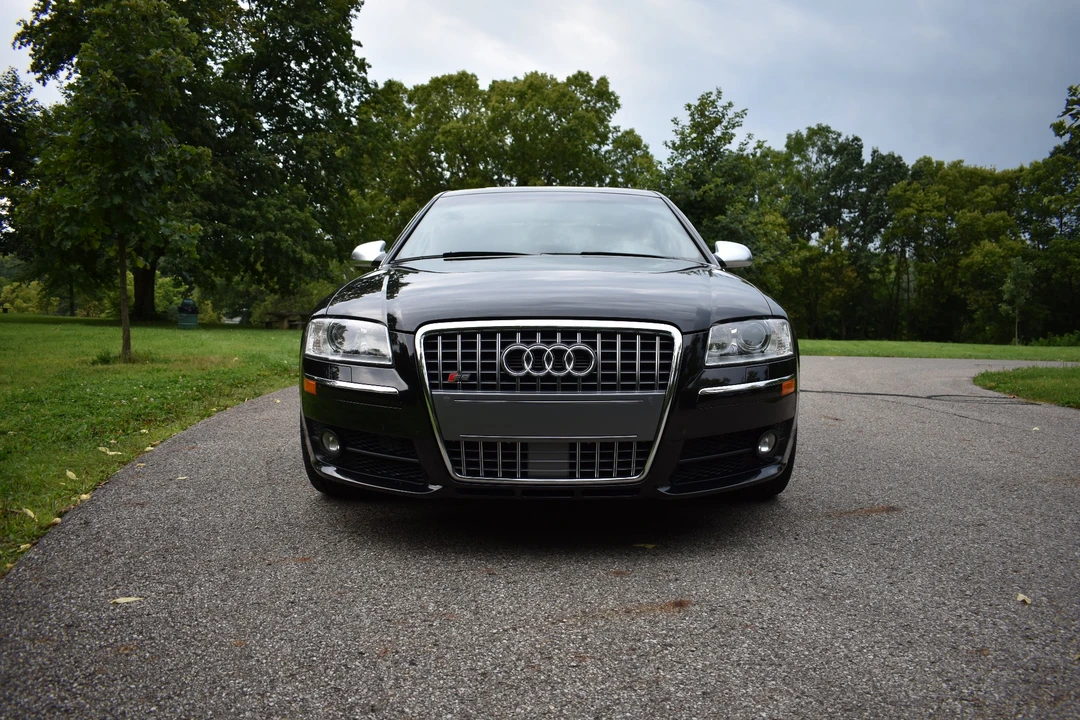 2007 Audi D3 S8 - Image 2 of 31