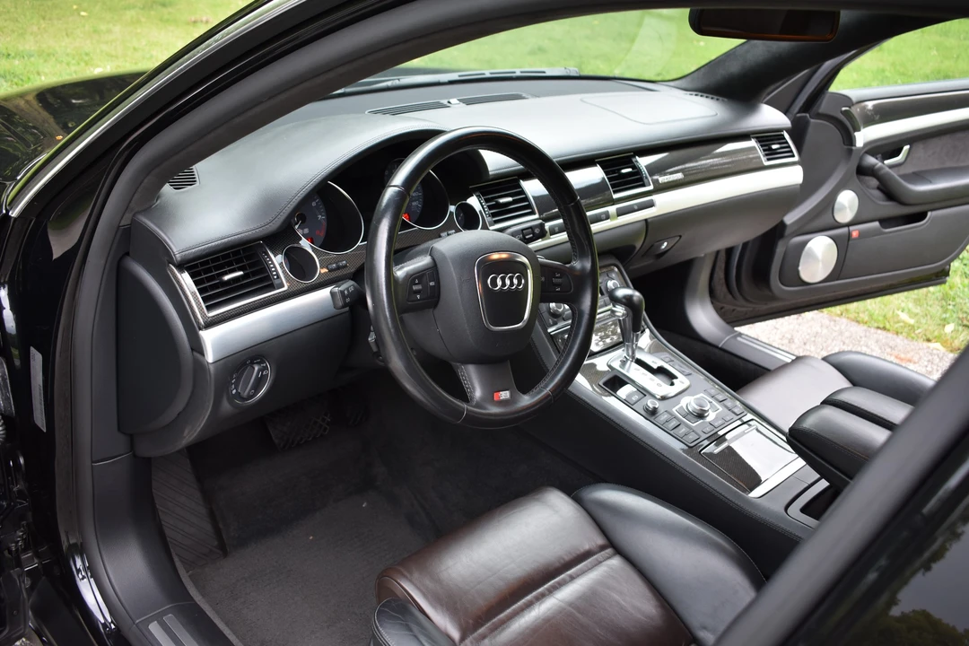 2007 Audi D3 S8 - Image 23 of 31