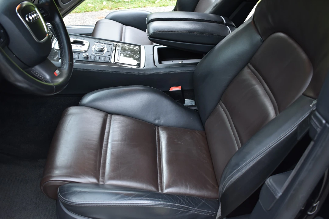 2007 Audi D3 S8 - Image 25 of 31