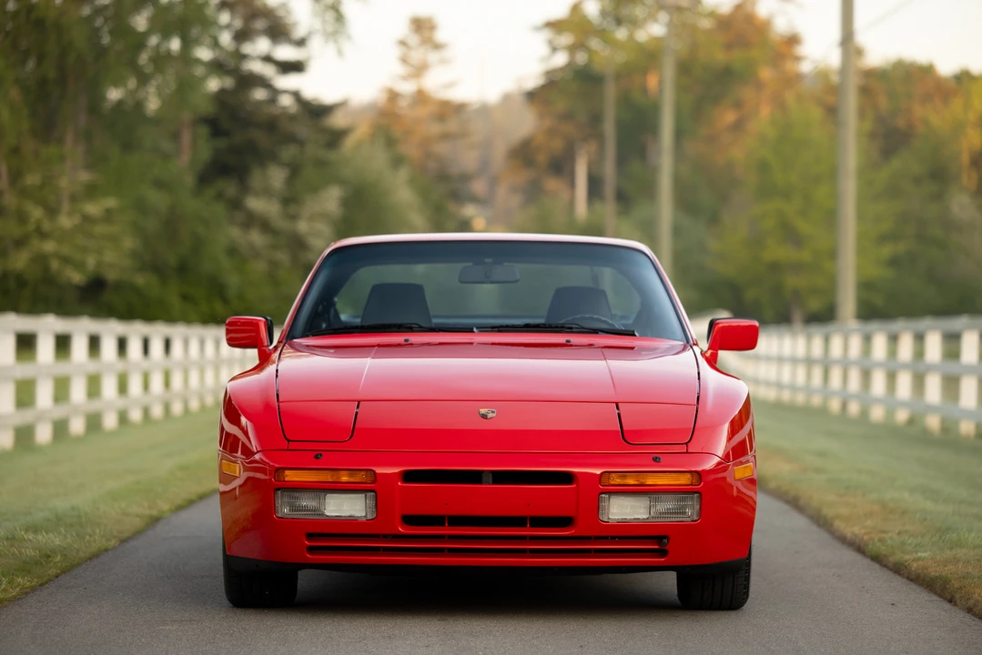 1989 Porsche 944 S2 - Image 13 of 31