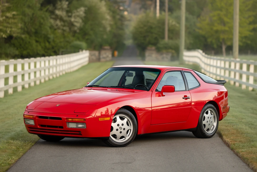 1989 Porsche 944 S2 - Image 8 of 31