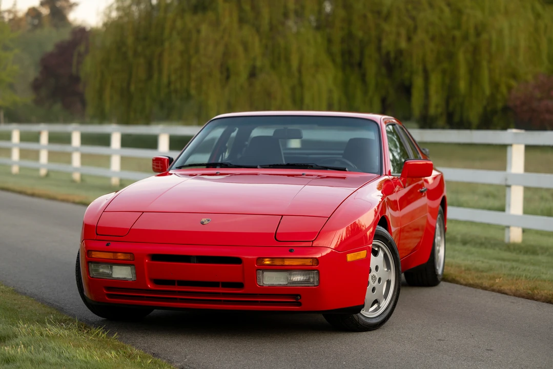 1989 Porsche 944 S2 - Image 11 of 31