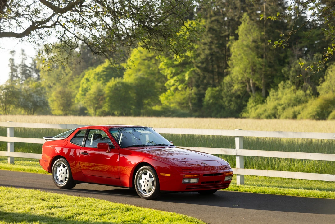 1989 Porsche 944 S2 - Image 15 of 31