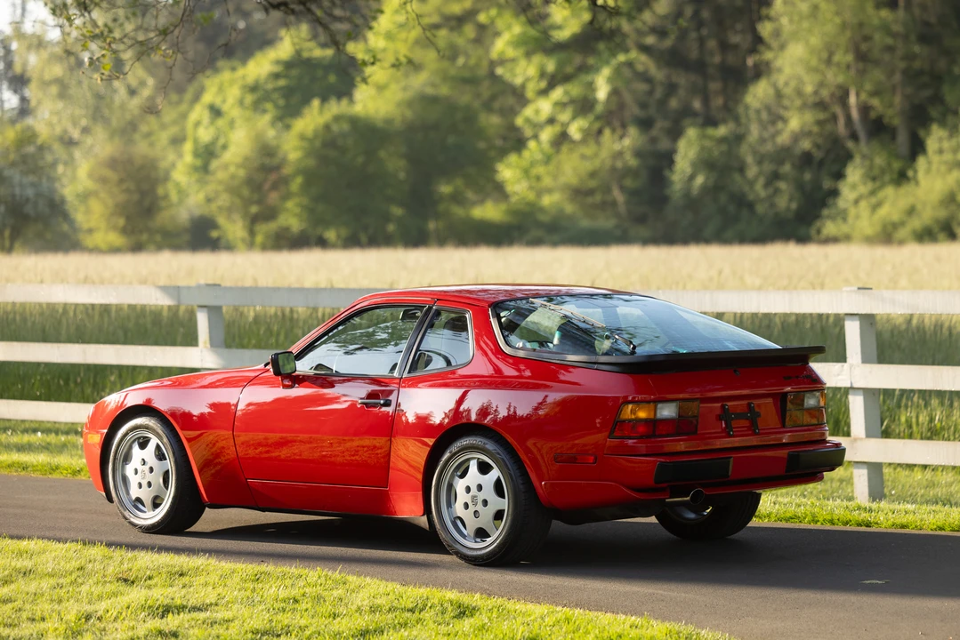 1989 Porsche 944 S2 - Image 26 of 31