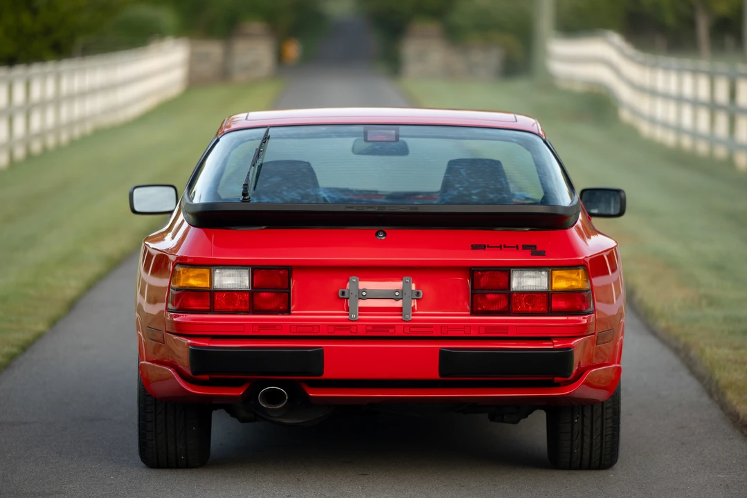 1989 Porsche 944 S2 - Image 22 of 31