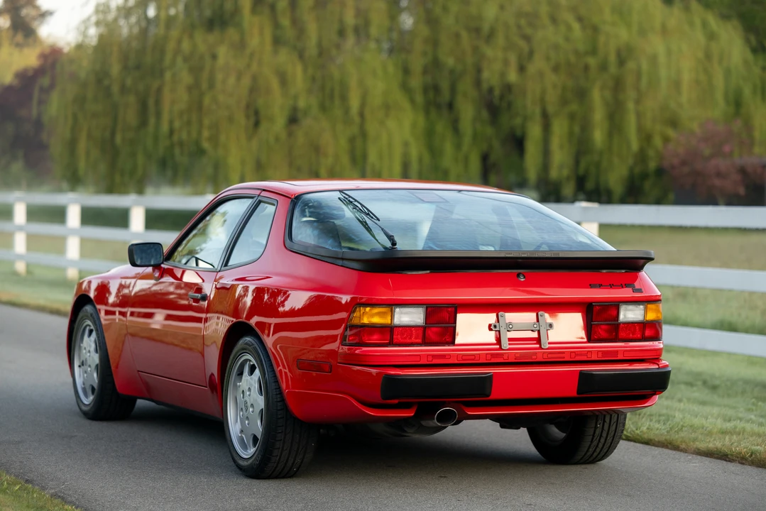 1989 Porsche 944 S2 - Image 24 of 31