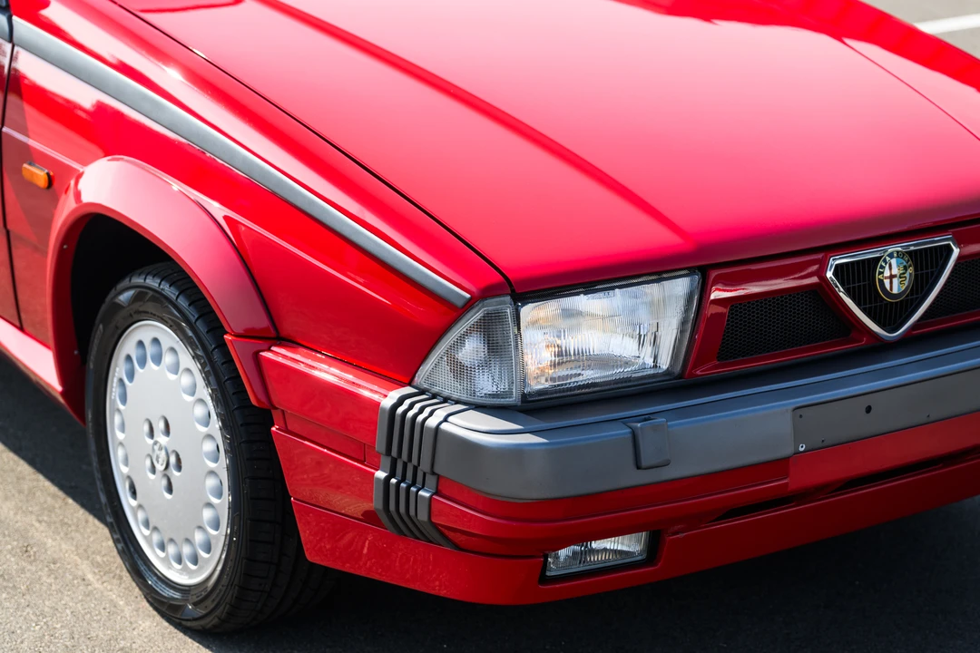 1990 Alfa Romeo 75/Milano - Image 20 of 31