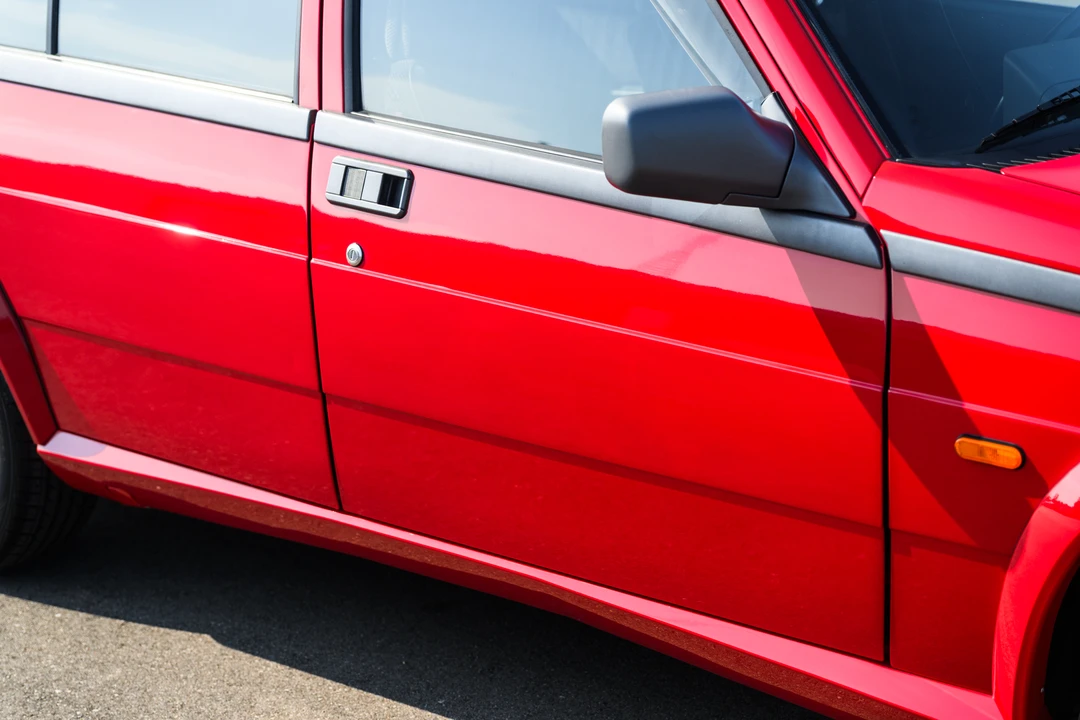 1990 Alfa Romeo 75/Milano - Image 29 of 31