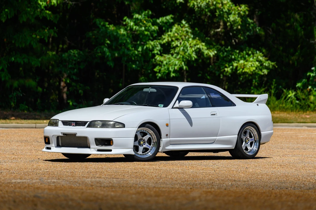 1996 Nissan R33 Skyline GT-R 9th Gen - Image 10 of 31