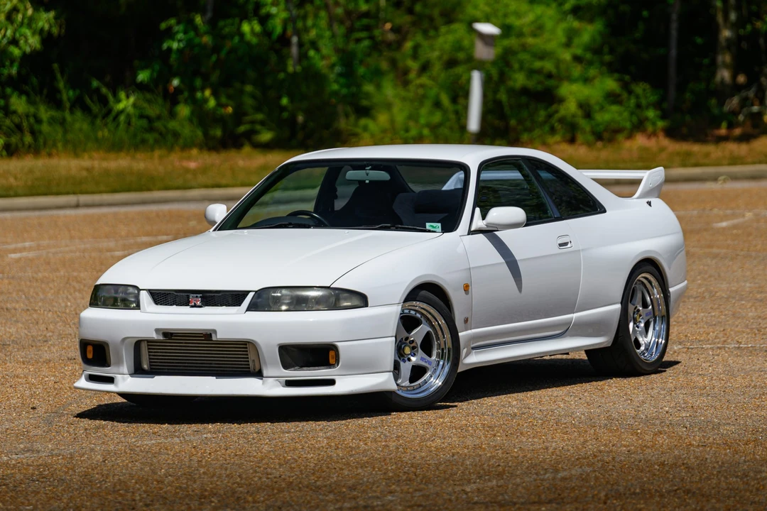 1996 Nissan R33 Skyline GT-R 9th Gen - Image 7 of 31