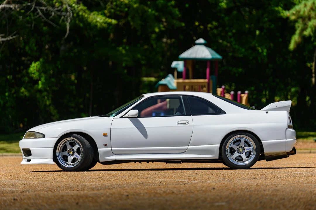 1996 Nissan R33 Skyline GT-R 9th Gen - Image 19 of 31