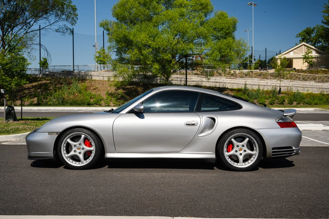 2003 Porsche 996 Turbo - Image 11 of 31
