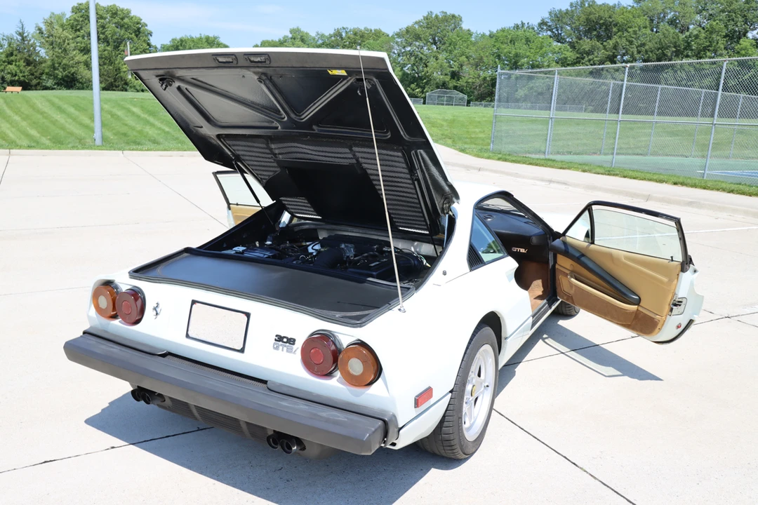1982 Ferrari 308 GTB - Image 13 of 31
