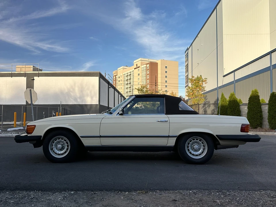 1982 Mercedes-Benz R107 SL-Class - Image 22 of 31