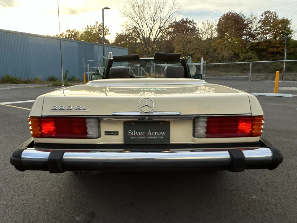 1982 Mercedes-Benz R107 SL-Class - Image 10 of 31