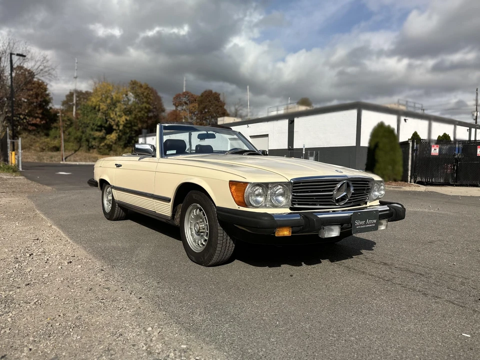 1982 Mercedes-Benz R107 SL-Class - Image 18 of 31