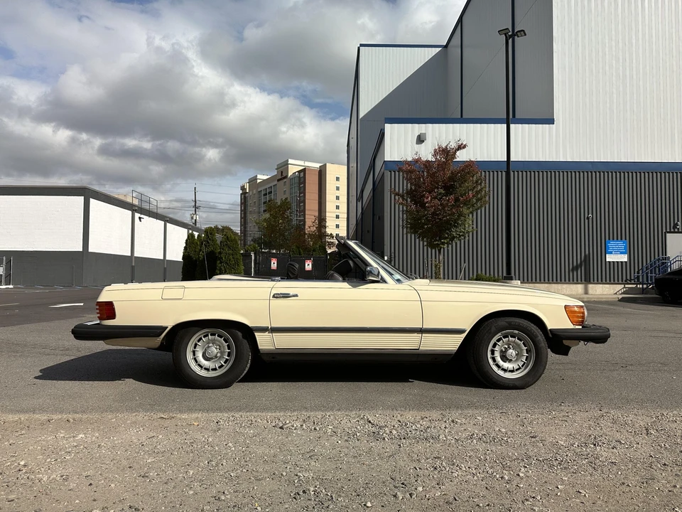 1982 Mercedes-Benz R107 SL-Class - Image 17 of 31