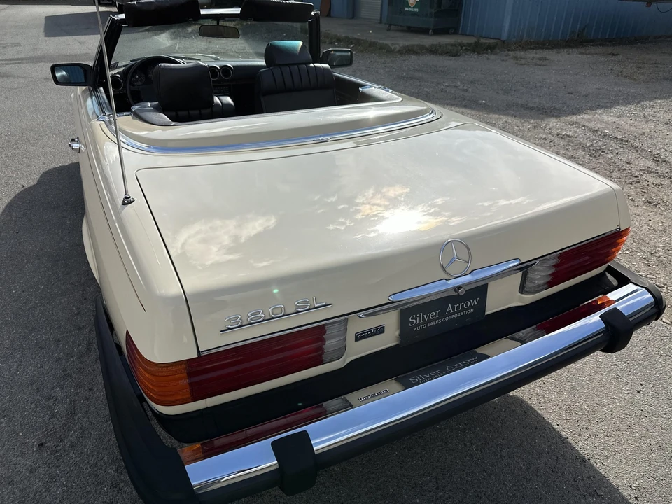 1982 Mercedes-Benz R107 SL-Class - Image 6 of 31