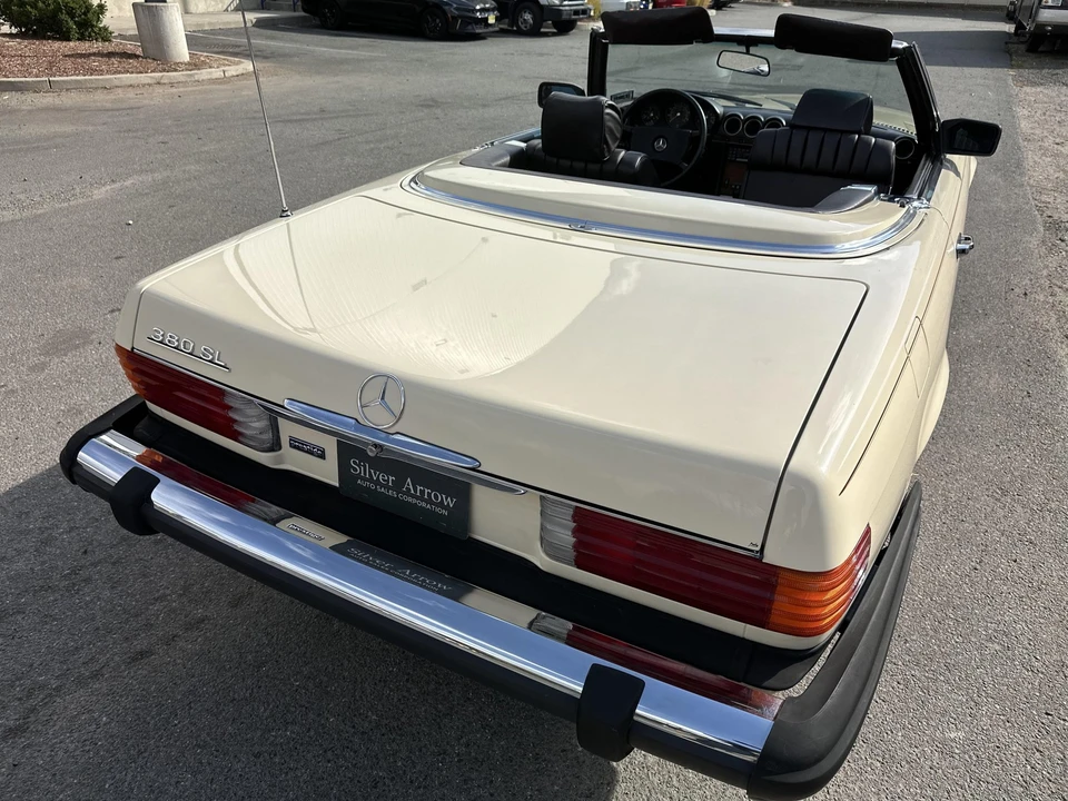 1982 Mercedes-Benz R107 SL-Class - Image 12 of 31