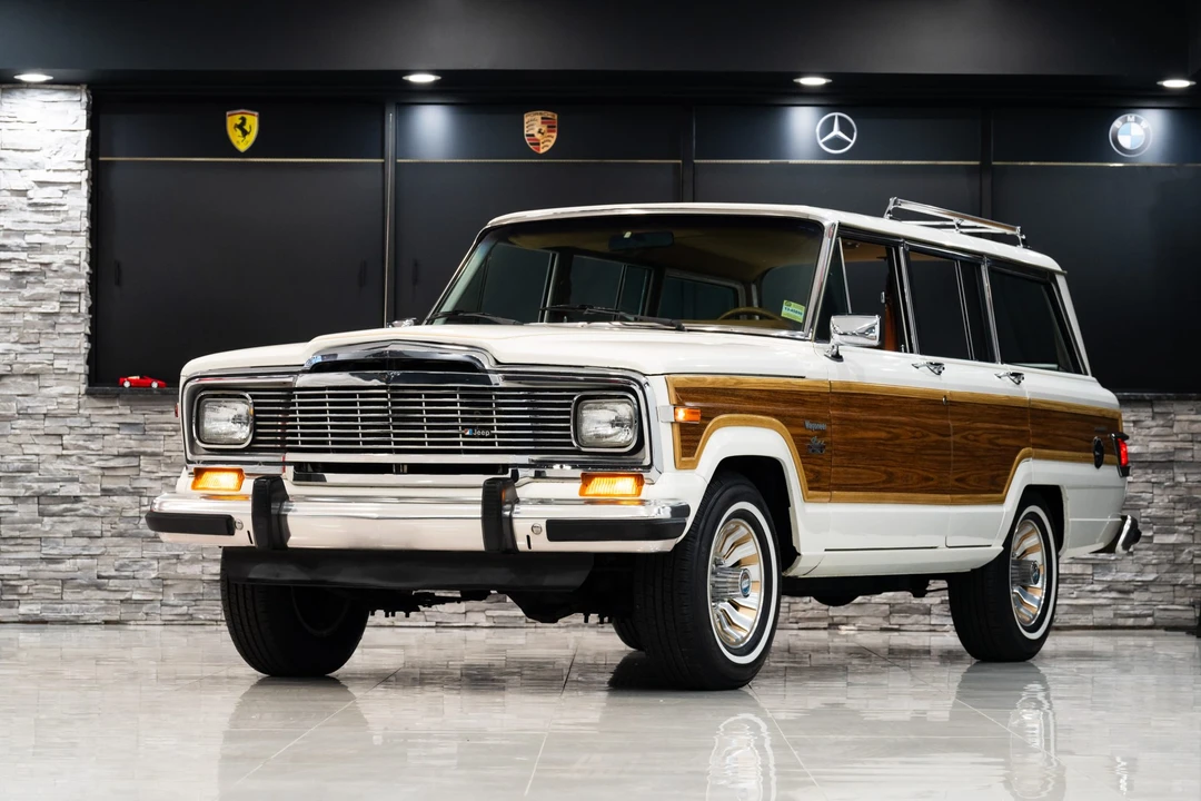1983 Jeep SJ Wagoneer - Image 6 of 31