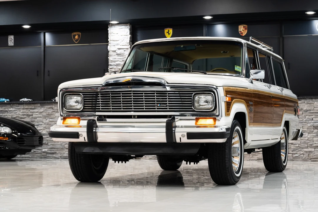 1983 Jeep SJ Wagoneer - Image 2 of 31
