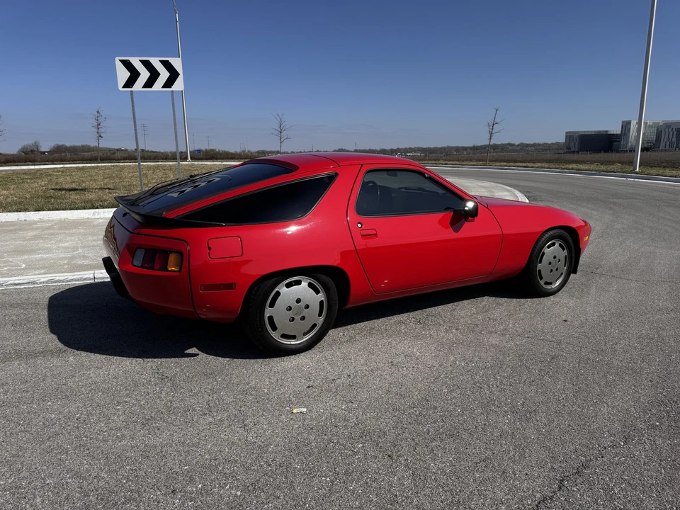 1983 Porsche 928 S - Image 21 of 31