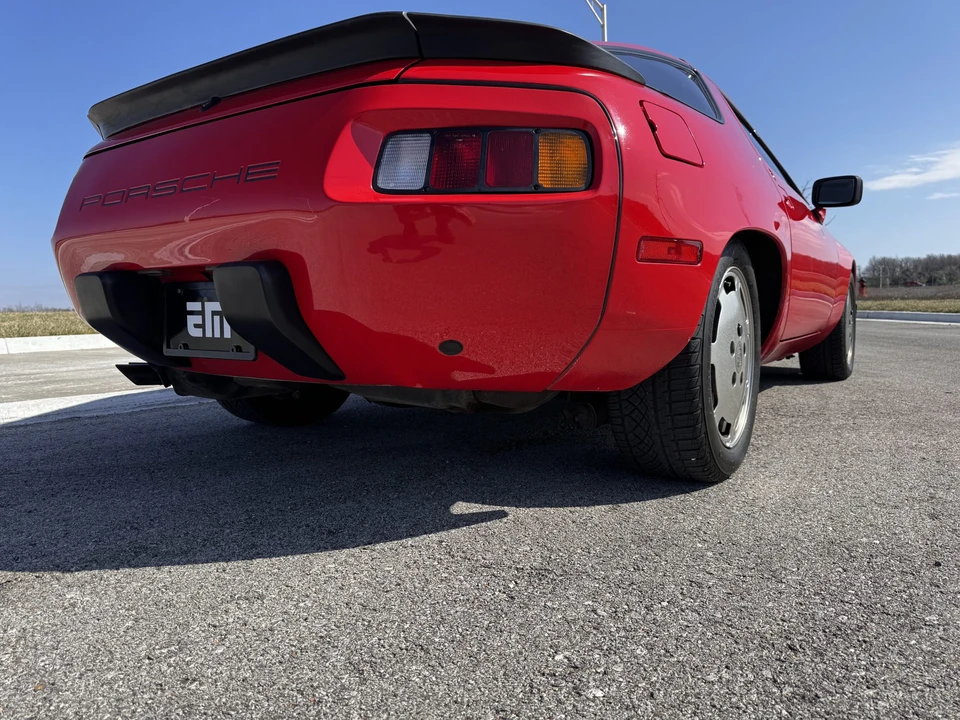 1983 Porsche 928 S - Image 15 of 31