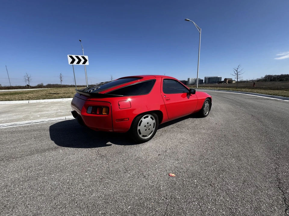 1983 Porsche 928 S - Image 20 of 31