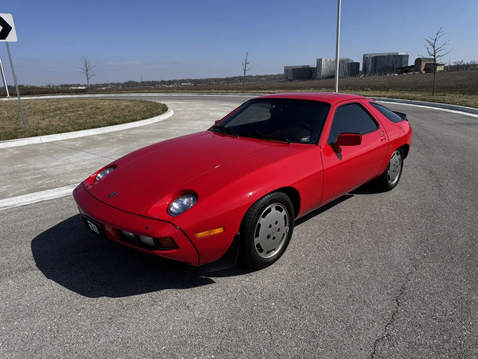 1983 Porsche 928 S - Image 7 of 31