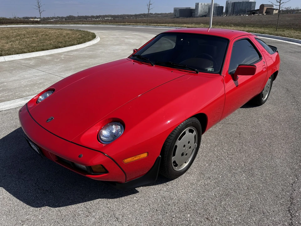 1983 Porsche 928 S - Image 5 of 31