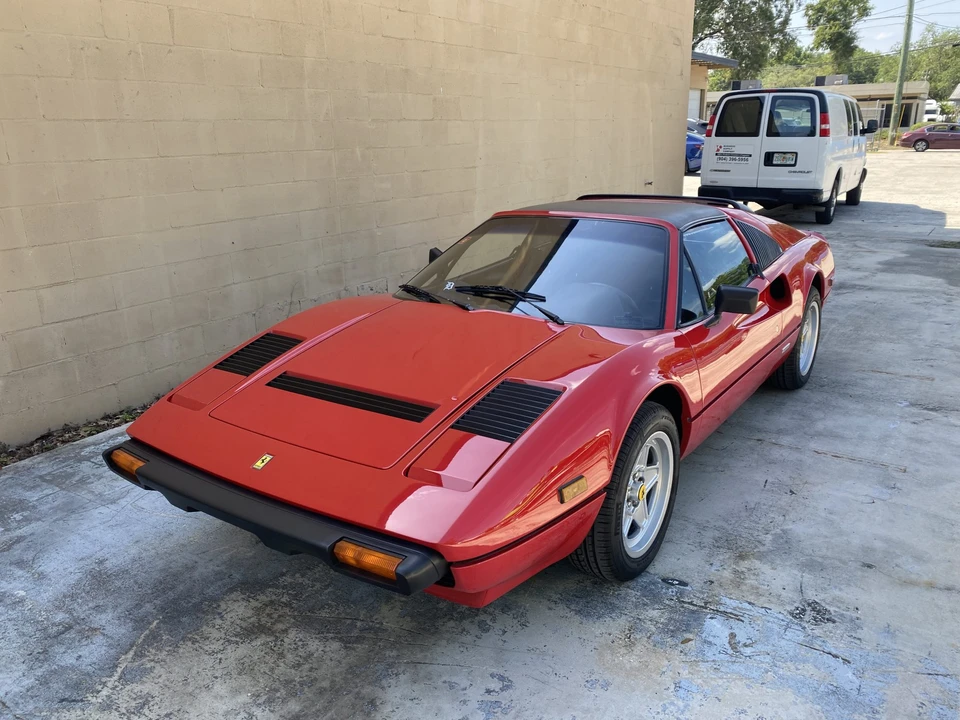 1985 Ferrari 308 GTS QV - Image 4 of 31
