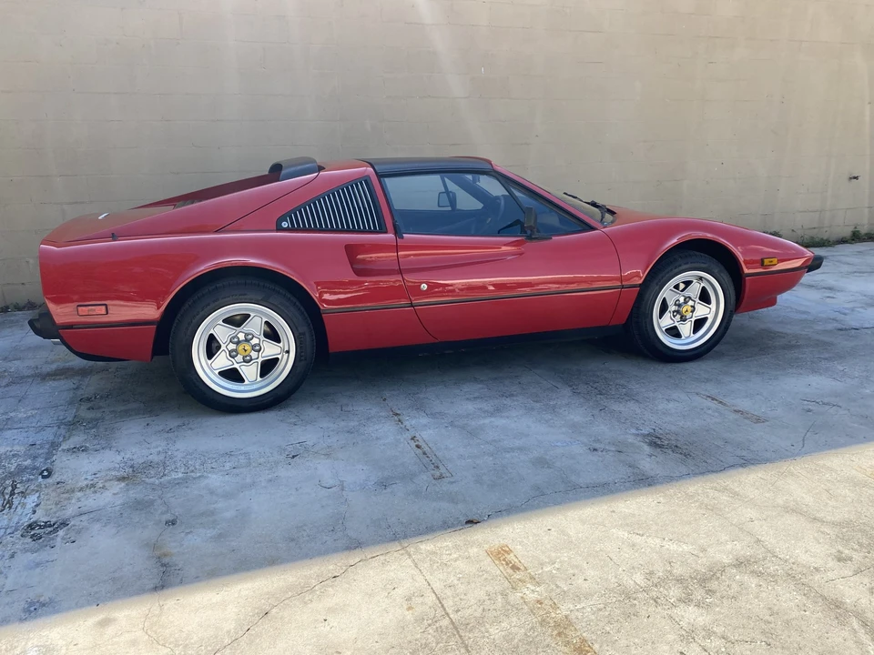 1985 Ferrari 308 GTS QV - Image 12 of 31