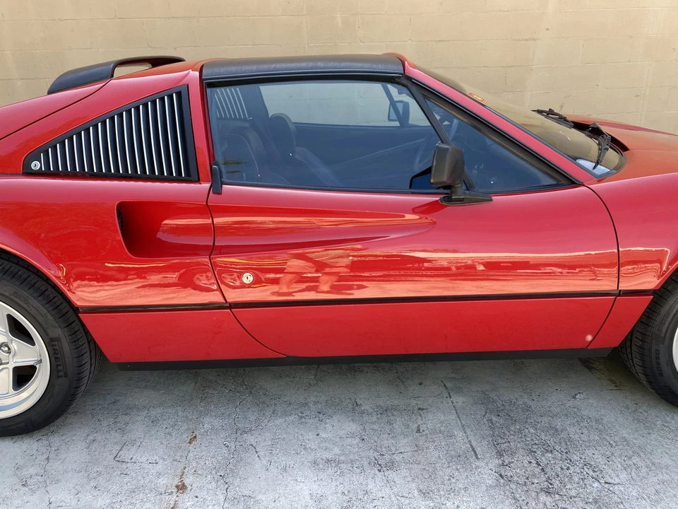 1985 Ferrari 308 GTS QV - Image 22 of 31