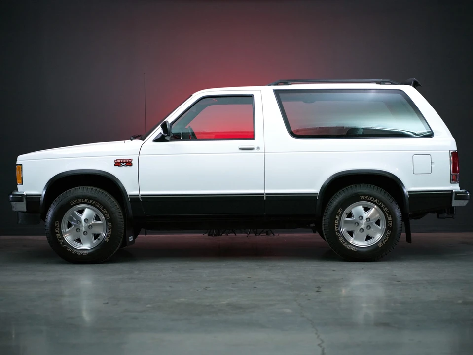 1985 GMC S-15 Jimmy 1st Gen - Image 14 of 31