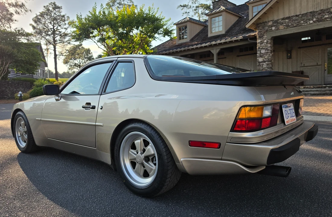 1986 Porsche 944 Turbo - Image 6 of 31