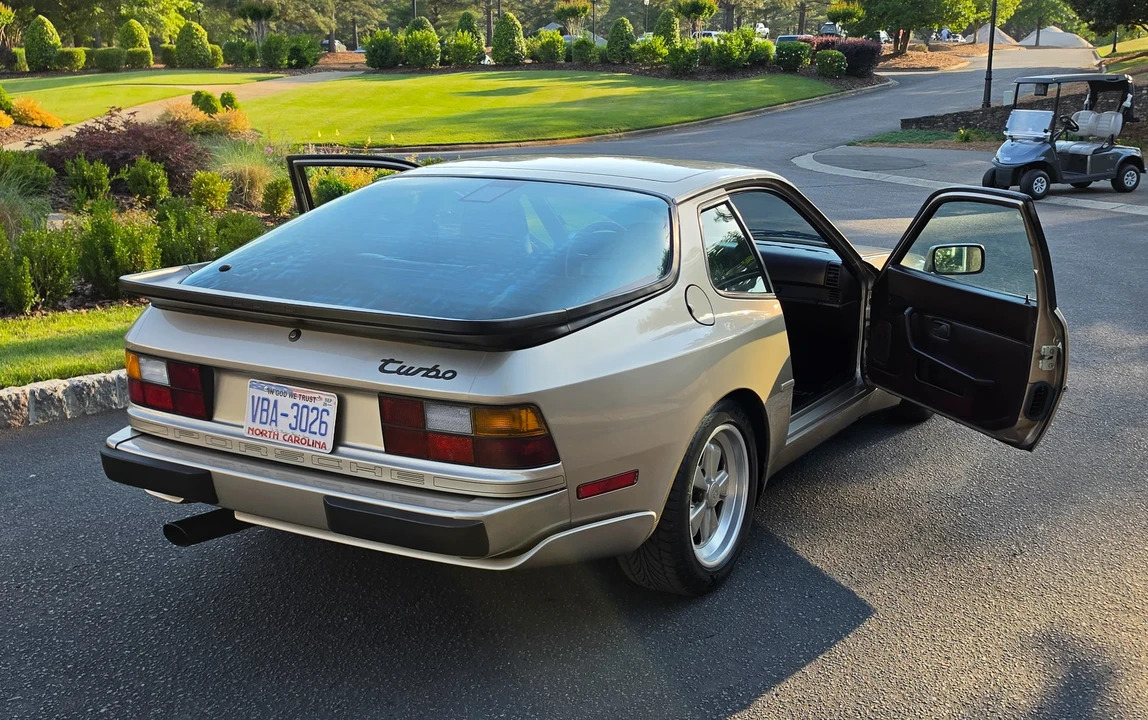 1986 Porsche 944 Turbo - Image 18 of 31