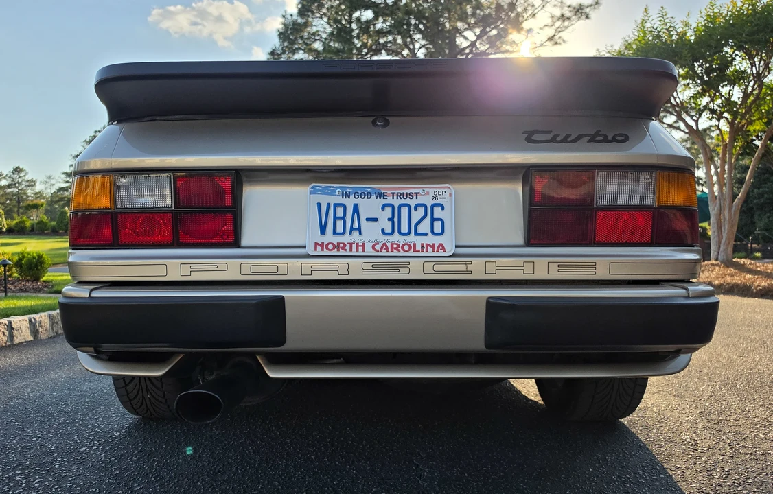 1986 Porsche 944 Turbo - Image 14 of 31